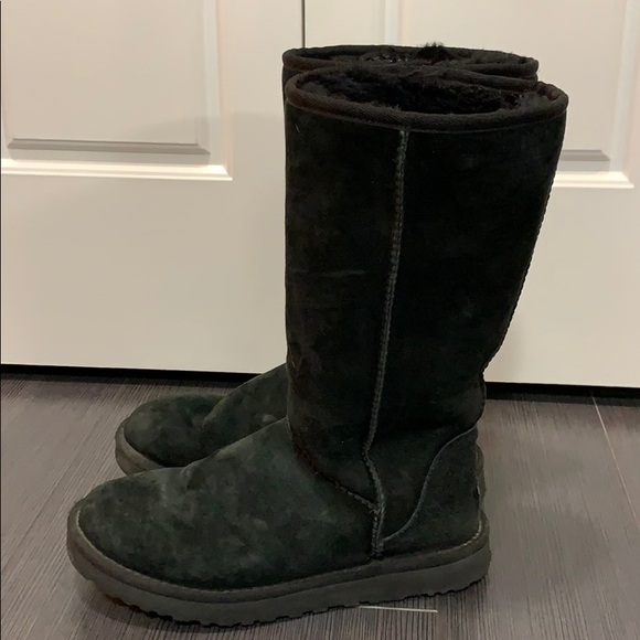 UGG Classic Tall Boot - Picture 1 of 8